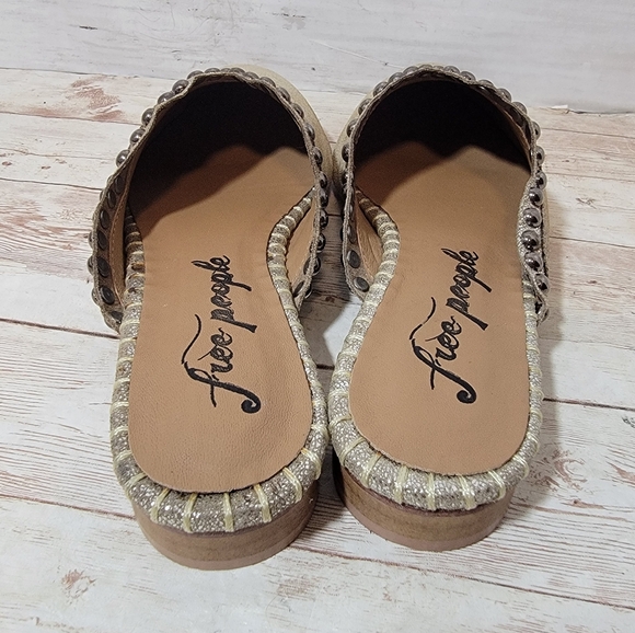 Free People NWOB Studded Newport Flats in metallic leather EU36 - Picture 6 of 13